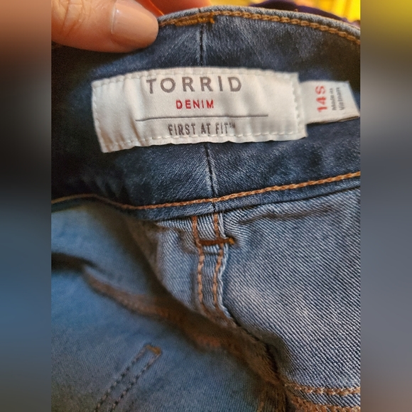Torrid Stretch Denim Jeggings 14S - Picture 10 of 13